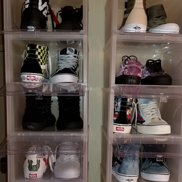 Vans - Picture 5 of 8